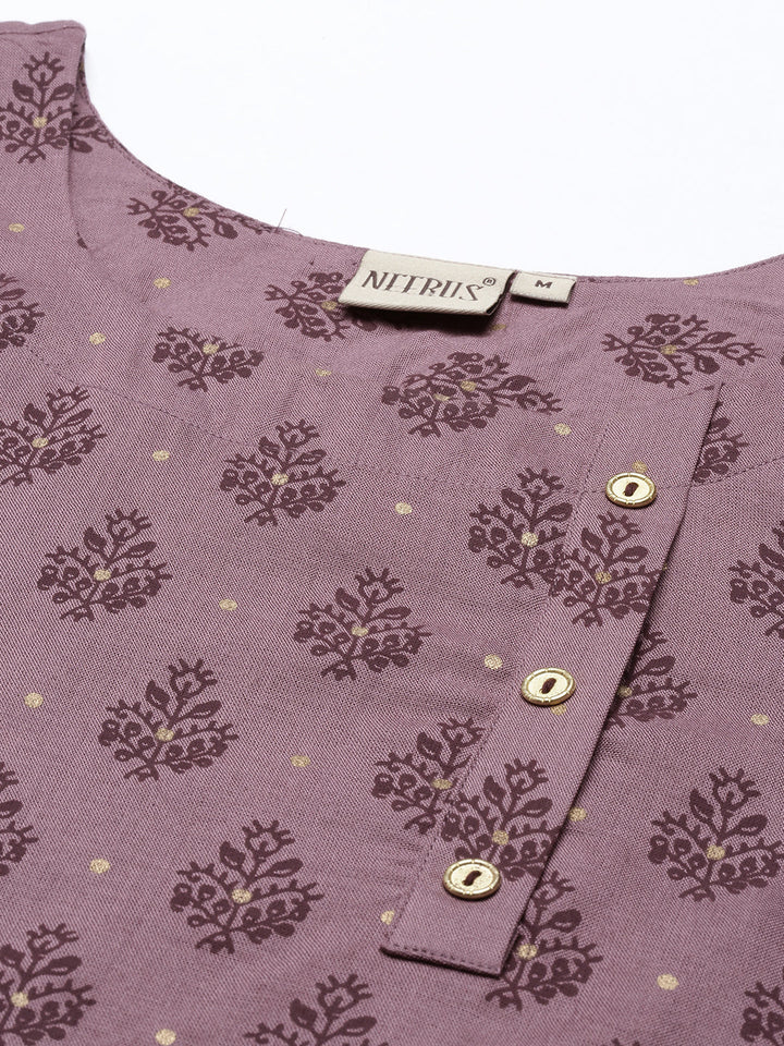 Neerus Pink cotton printed A-line kurti asymmetric hem - detail view 5