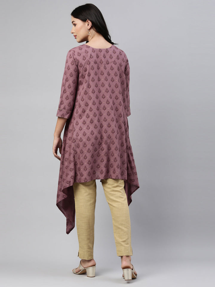Neerus Pink cotton printed A-line kurti asymmetric hem - detail view 2