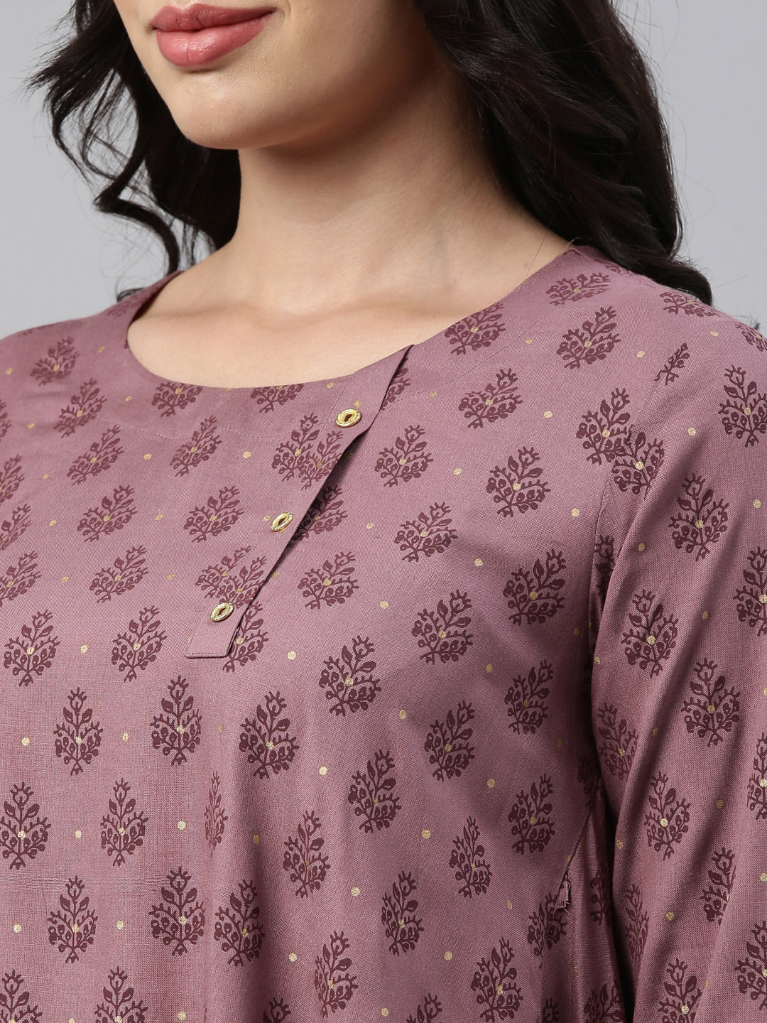 Neerus Pink cotton printed A-line kurti asymmetric hem - detail view 3