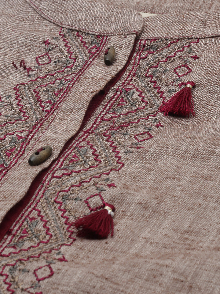 Neerus Beige rayon printed kurta set - side view