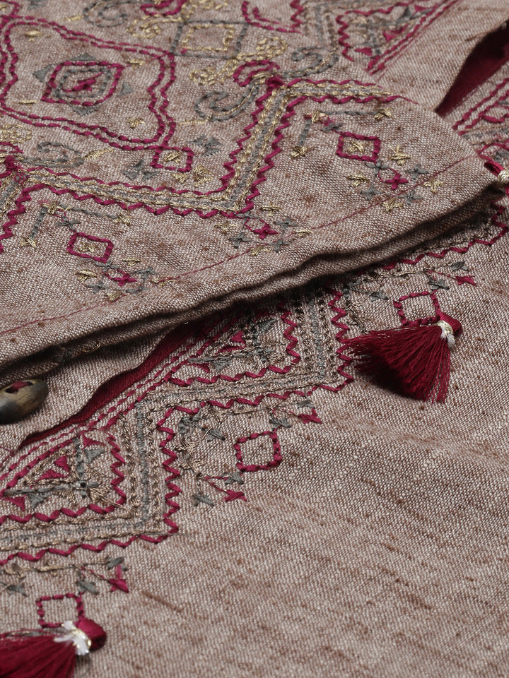 Neerus Beige rayon printed kurta set - detail view 1