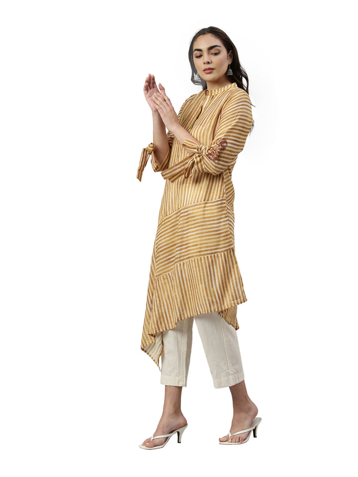 Neerus Yellow rayon solid kurta - side view