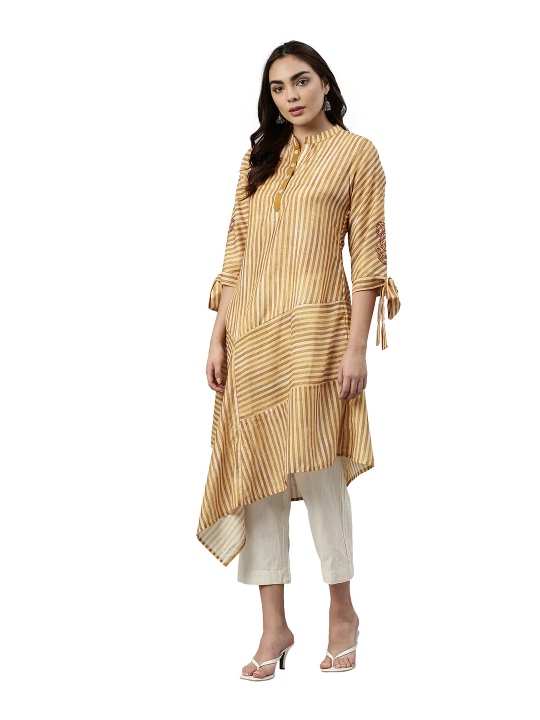 Neerus Yellow rayon solid kurta - detail view 3