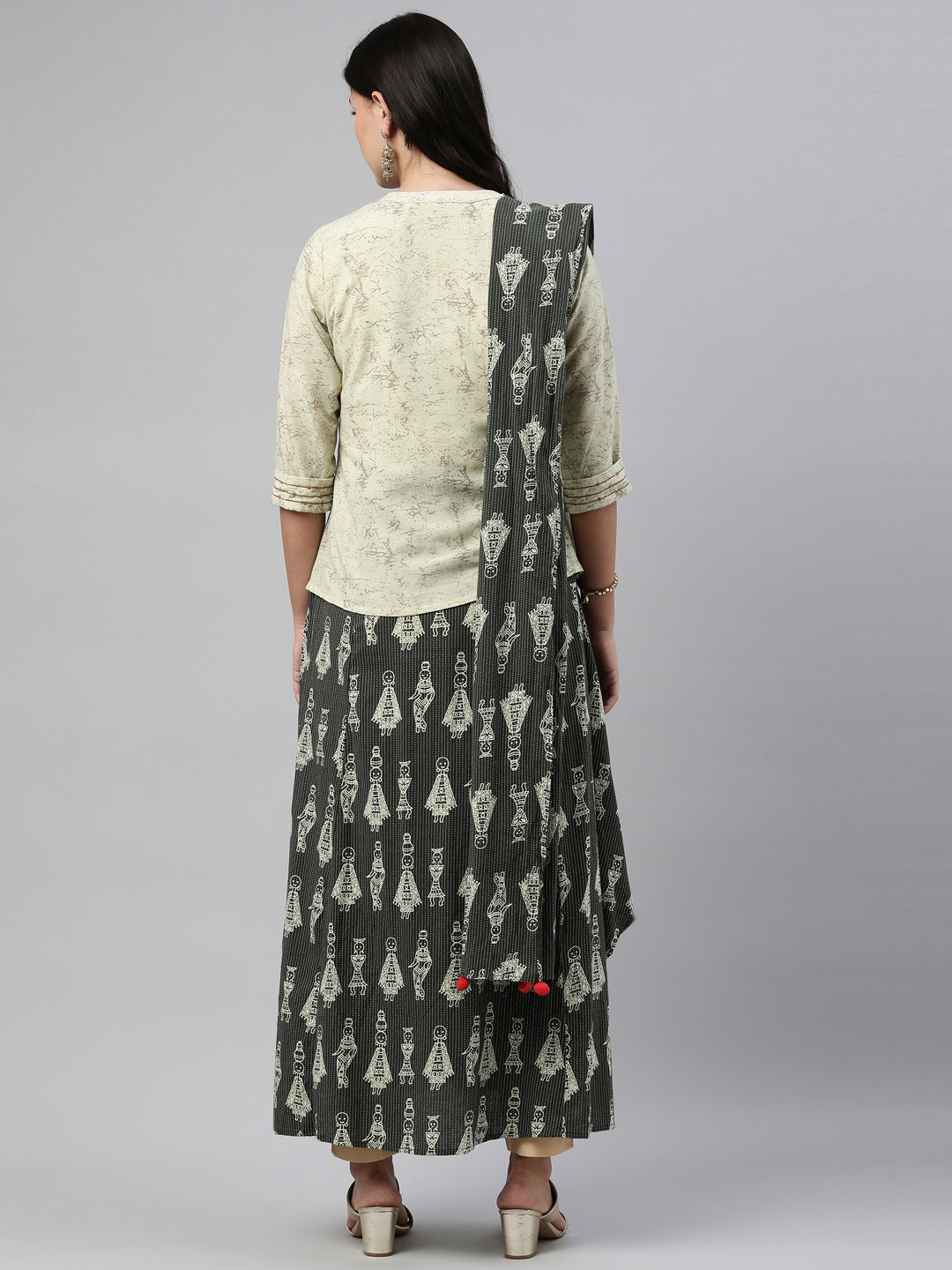 Neerus Green cotton printed anarkali kurti - detail view 2