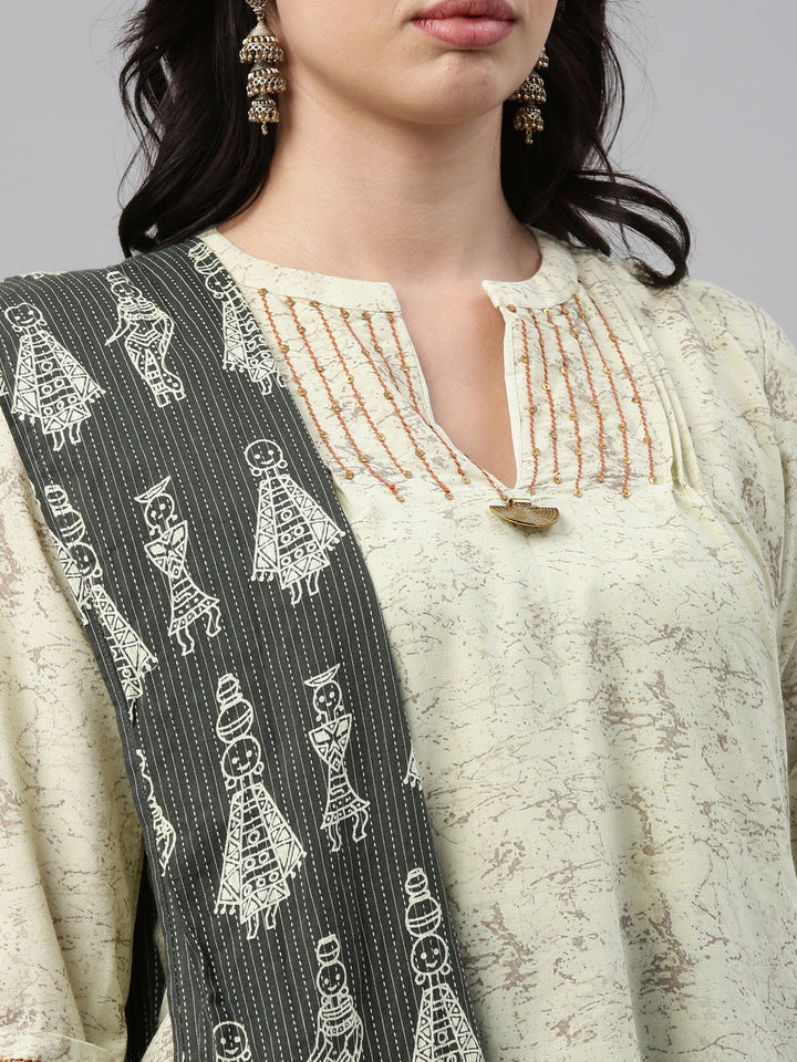 Neerus Green cotton printed anarkali kurti - detail view 3