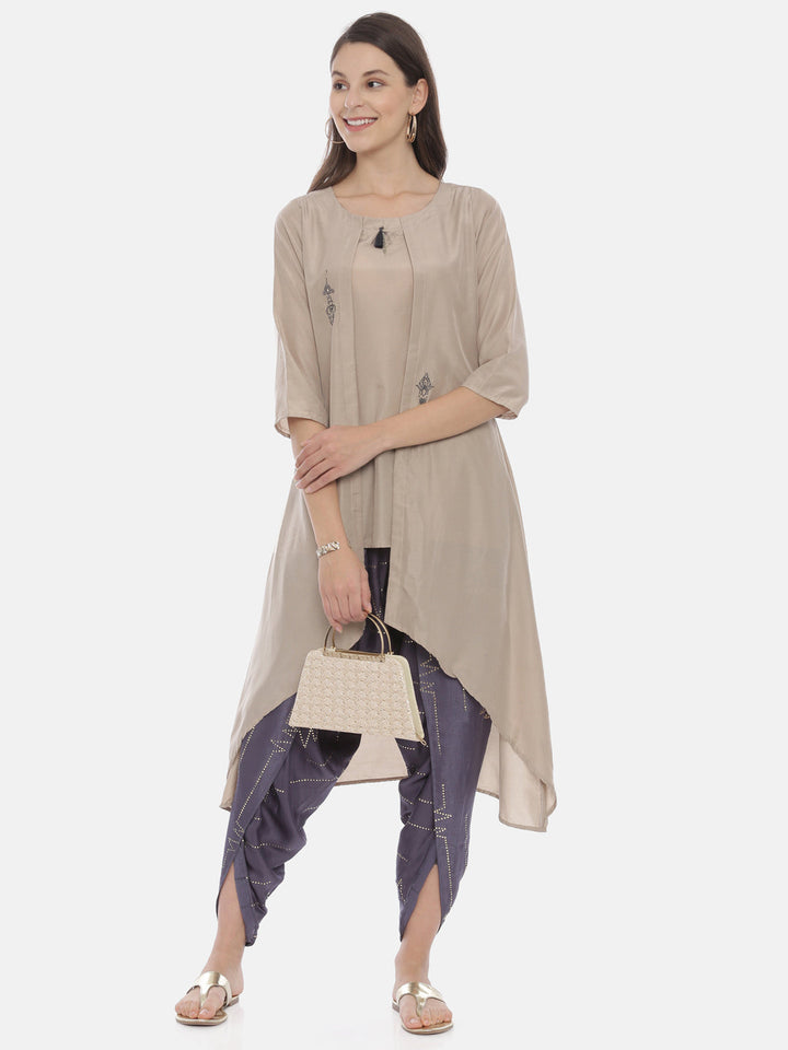 Neerus Grey muslin embroidered kurta set - detail view 3