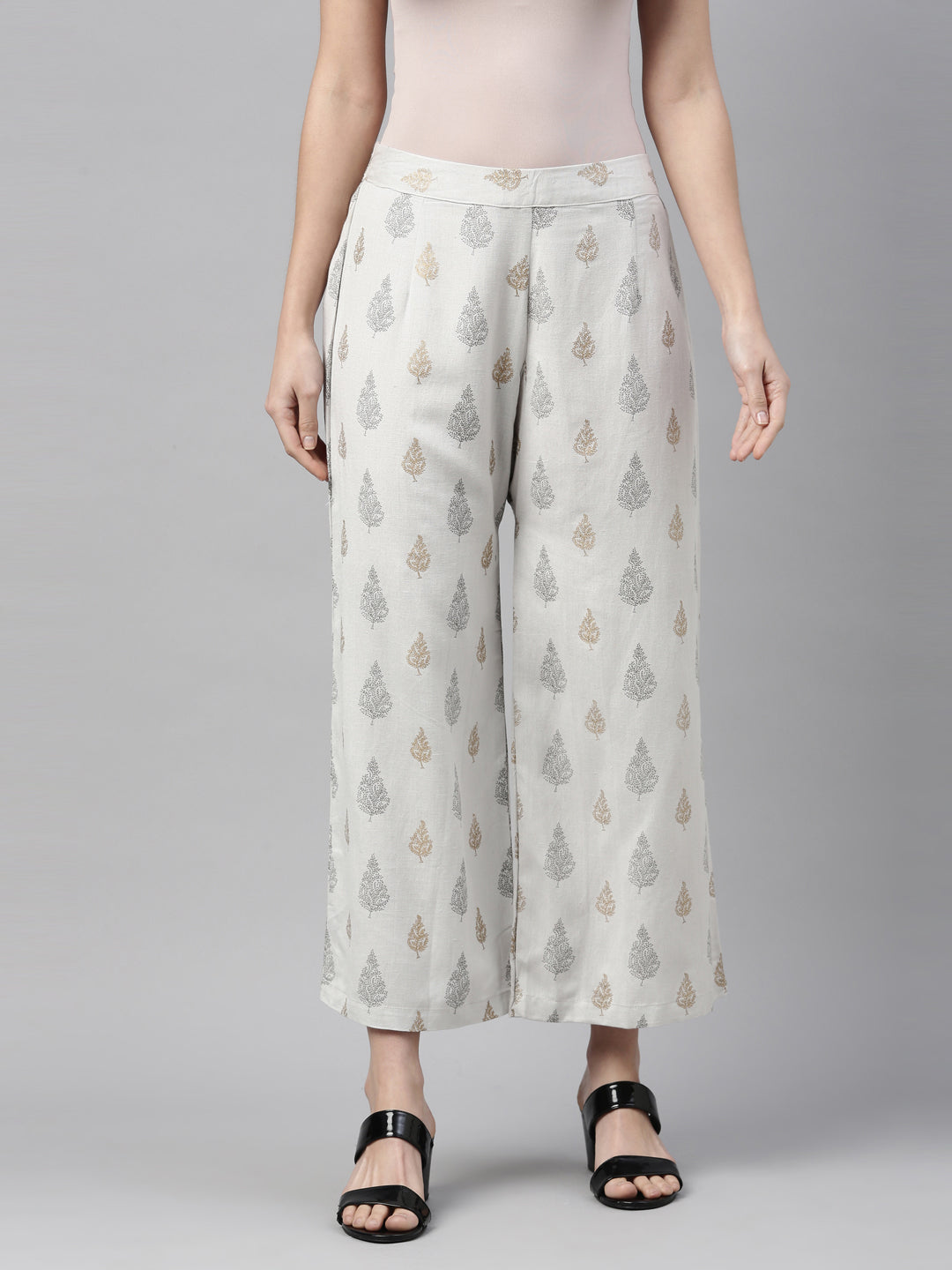 Neerus Grey cotton printed palazzo - detail view 6
