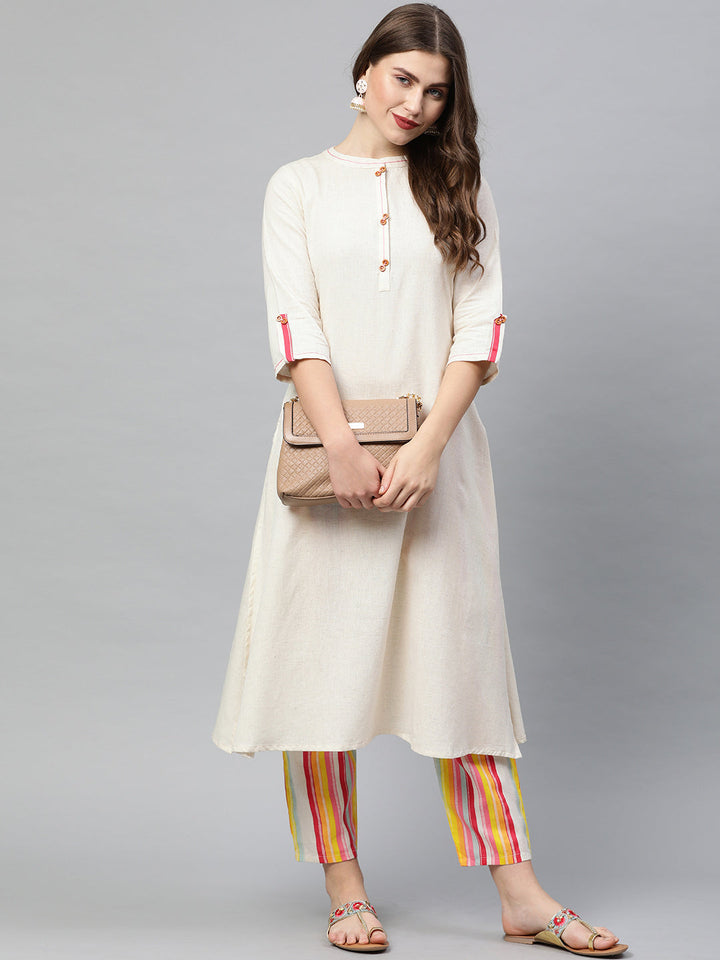 Neerus White cotton embroidered A-line kurta - detail view 3