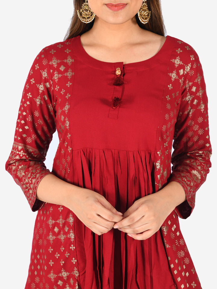 Neerus Red viscose rayon printed A-line kurti - detail view 1
