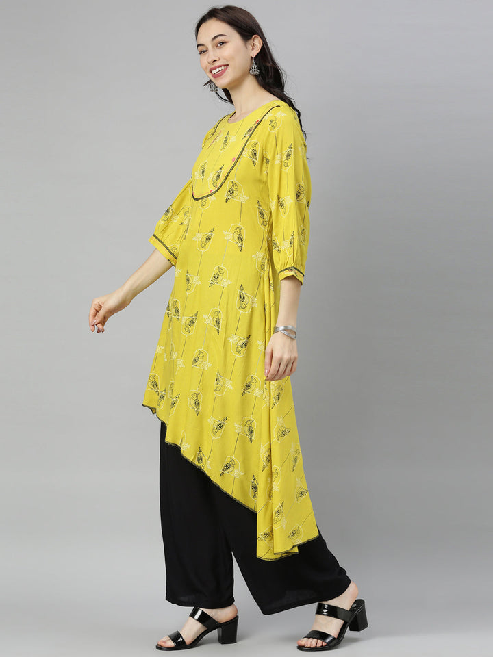 Neerus Green viscose rayon printed high-low kurti - detail view 2