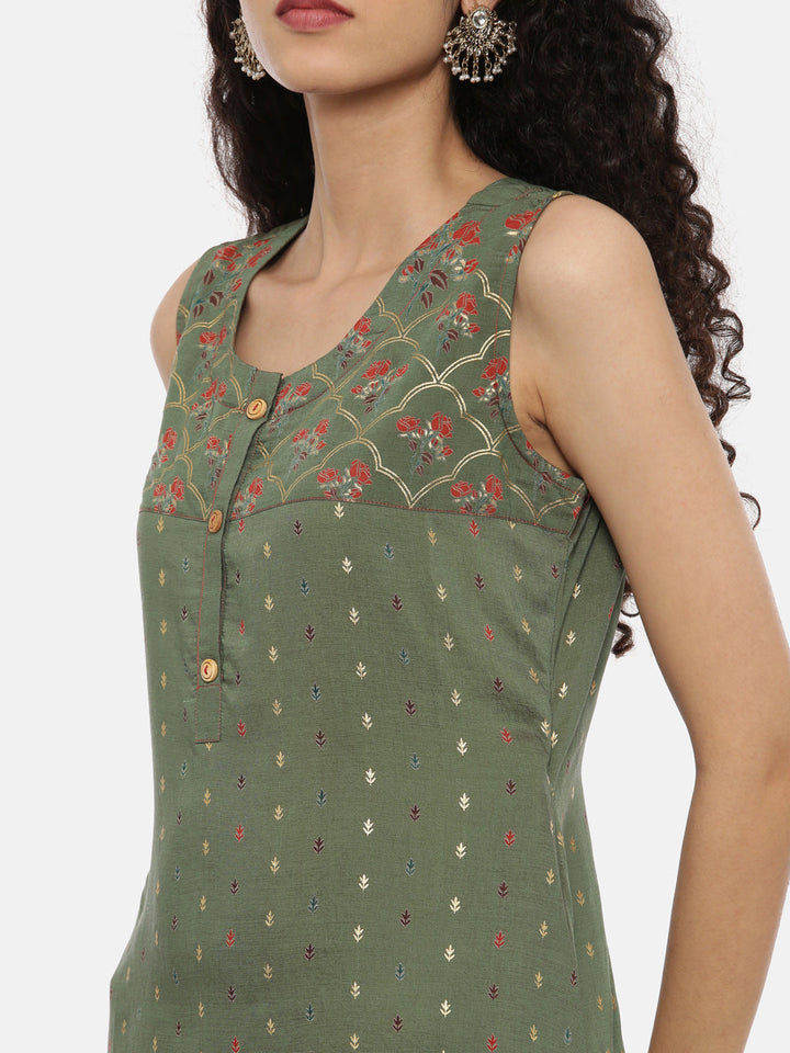 Neerus Green muslin printed A-line kurta - back view