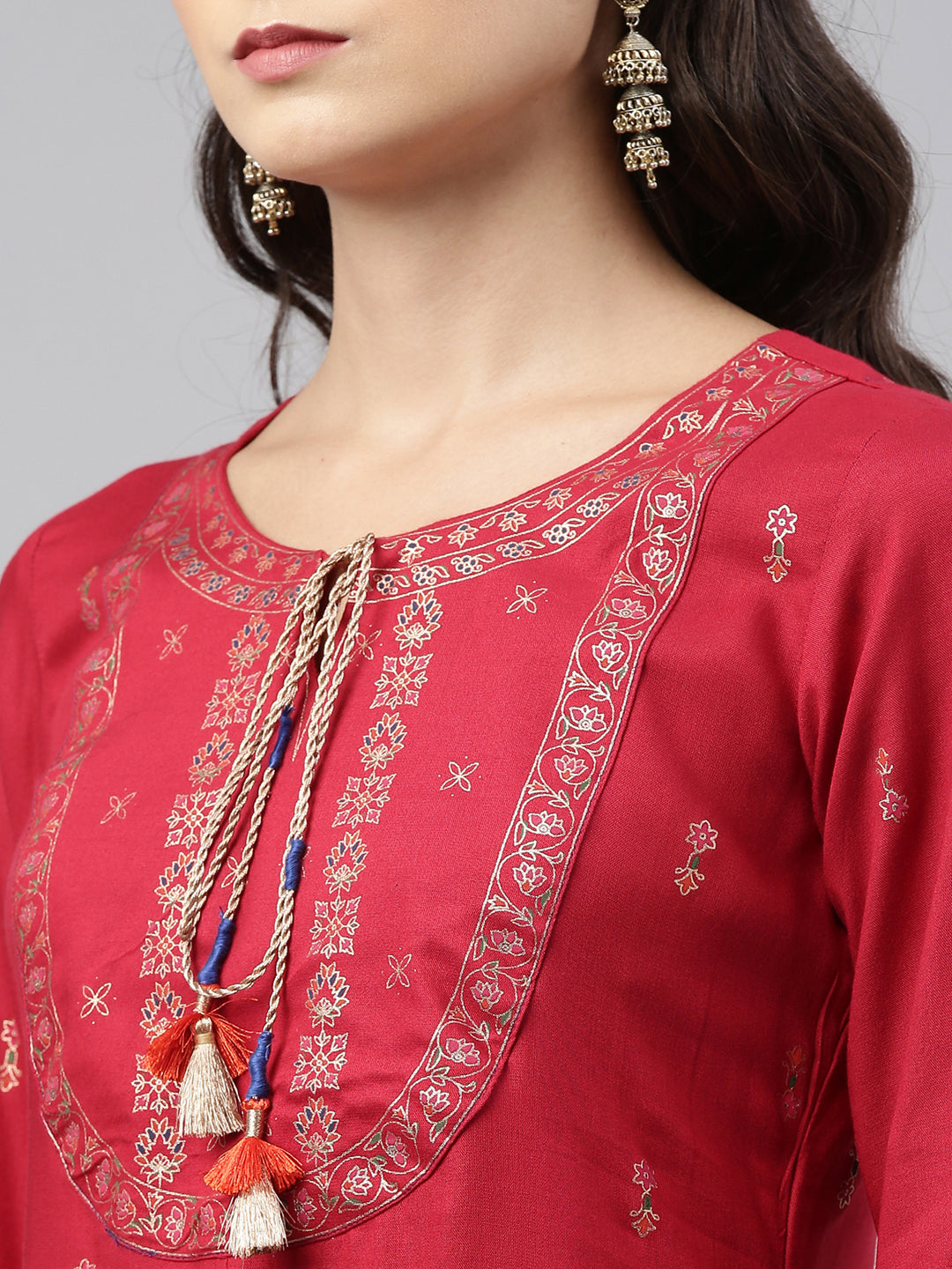 Neerus Red printed straight kurta - detail view 4