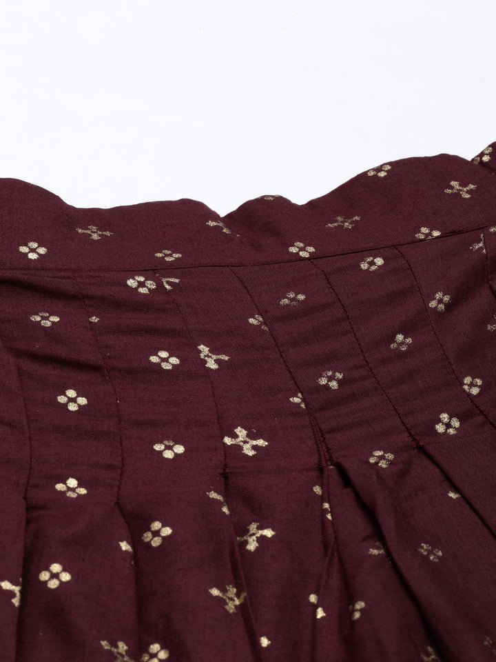 Neerus Maroon lorex dhoti pants - detail view 3