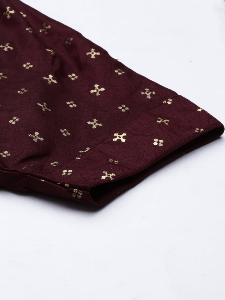 Neerus Maroon lorex dhoti pants - detail view 4