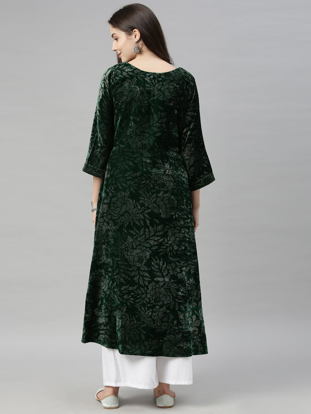 Neerus Green embellished flared kurta - detail view 4