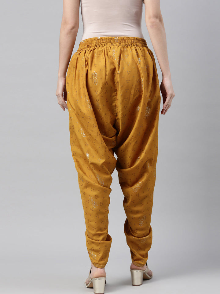 Neerus Yellow muslin dhoti bottom - detail view 2