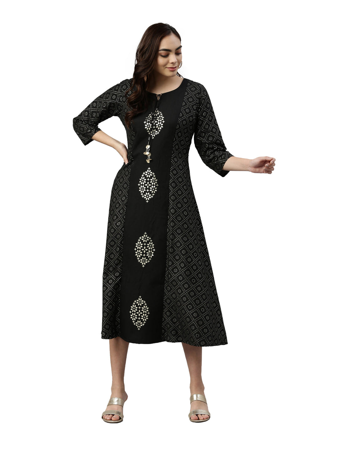 Neerus Black muslin printed A-line kurta - detail view 3