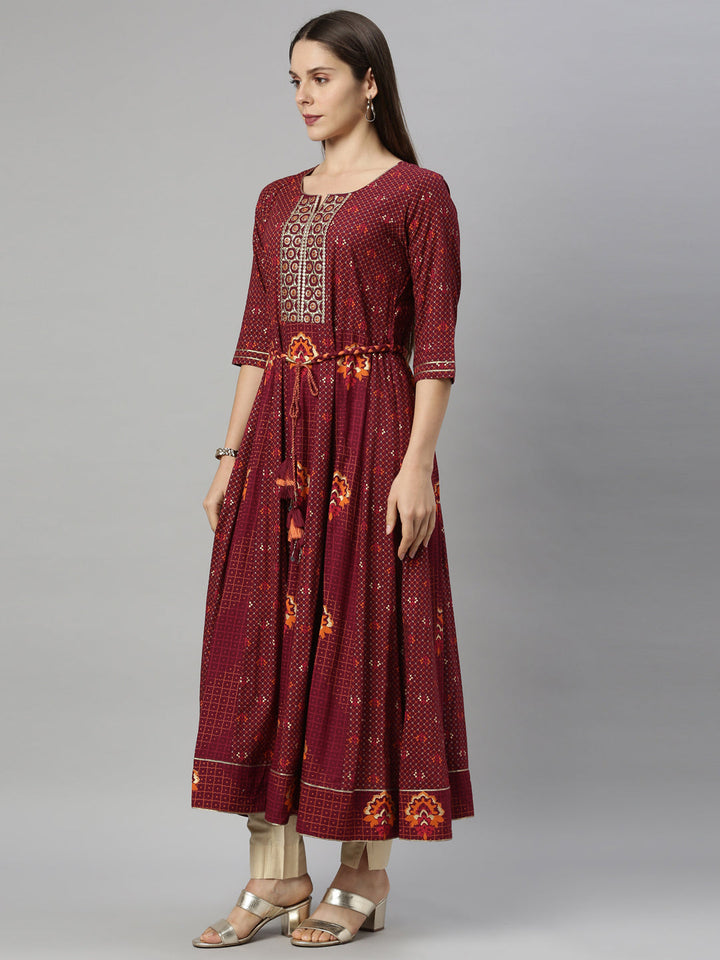 Neerus Maroon viscose rayon thread embroidered anarkali kurti - detail view 1