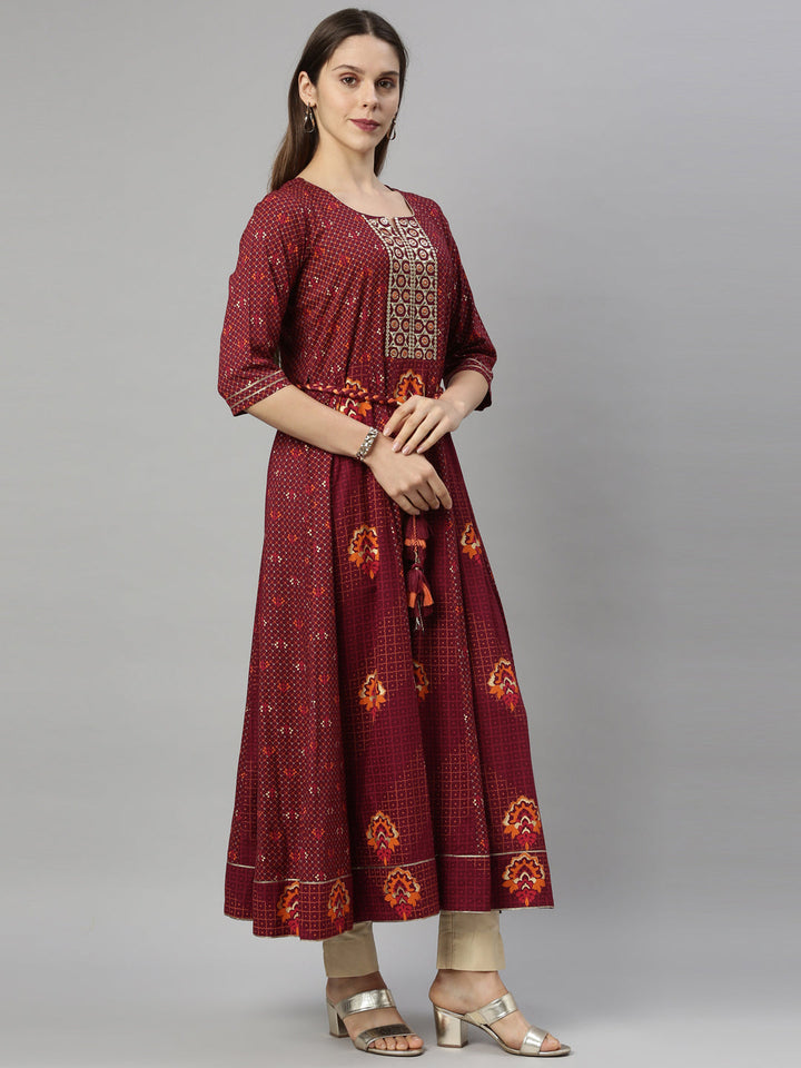 Neerus Maroon viscose rayon thread embroidered anarkali kurti - detail view 2