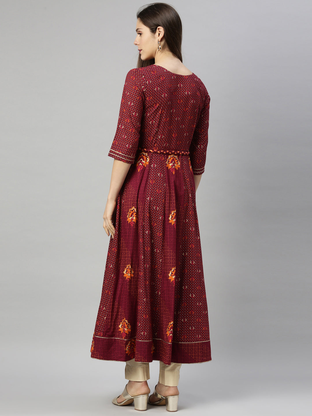 Neerus Maroon viscose rayon thread embroidered anarkali kurti - detail view 3