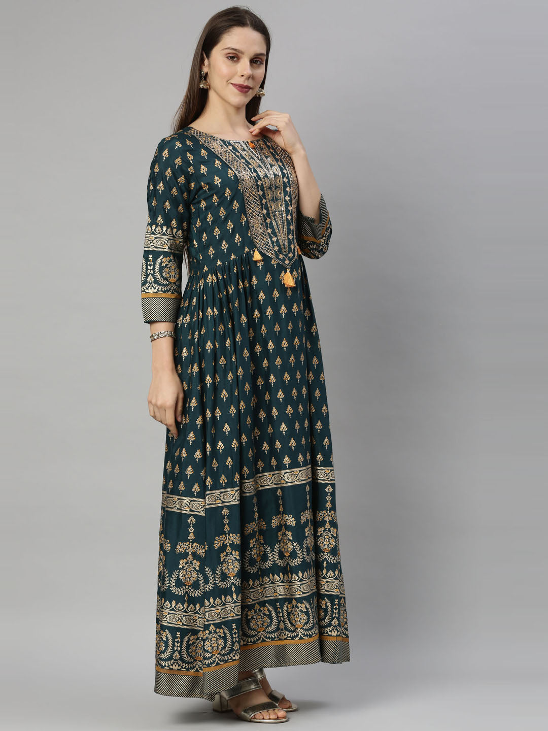 Neerus Green shantoon printed anarkali kurti - detail view 2