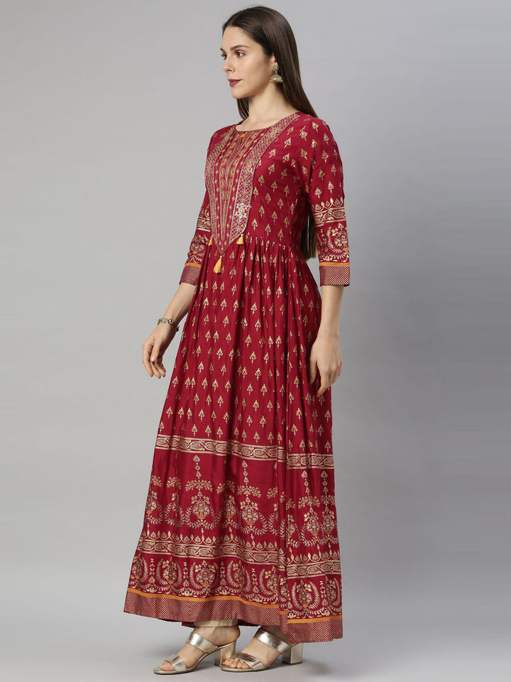 Neerus Maroon Shantoon printed Anarkali kurti - detail view 1