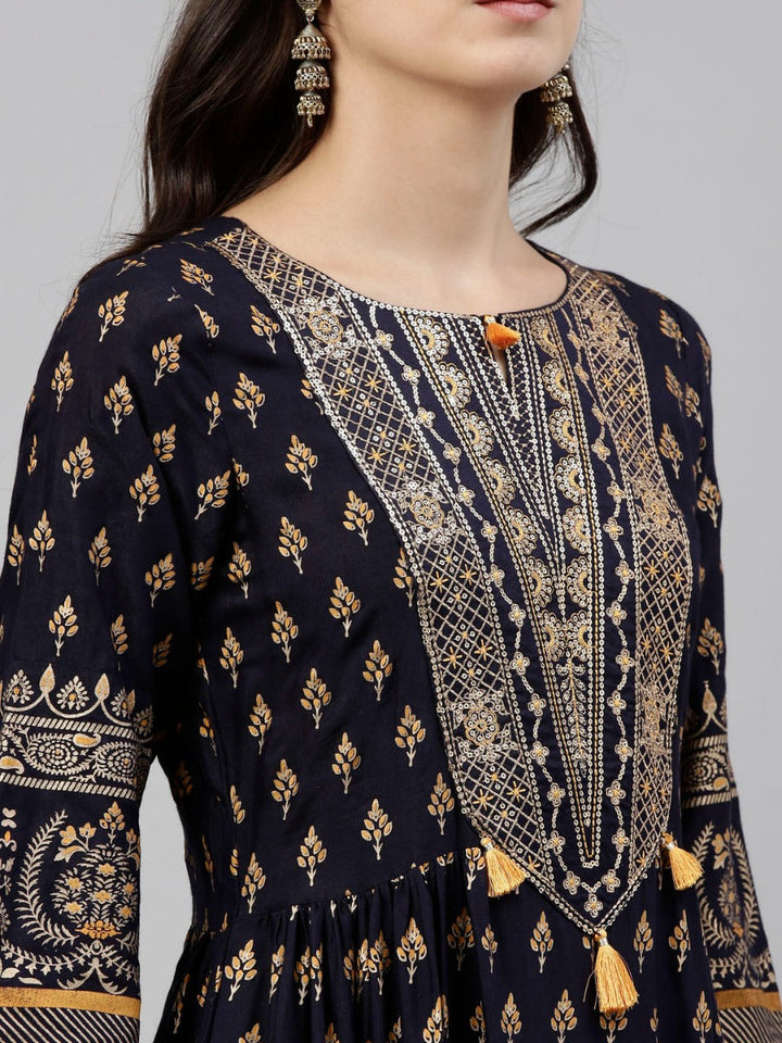 Neerus Blue shantoon printed kurti - detail view 1