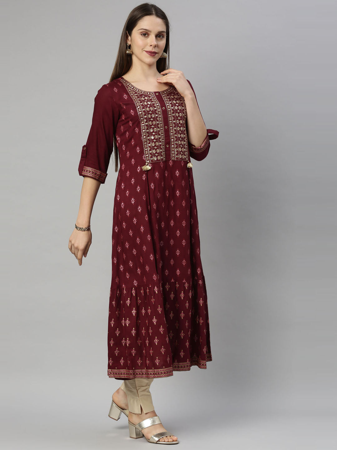 Neerus Maroon viscose rayon straight kurti - detail view 2
