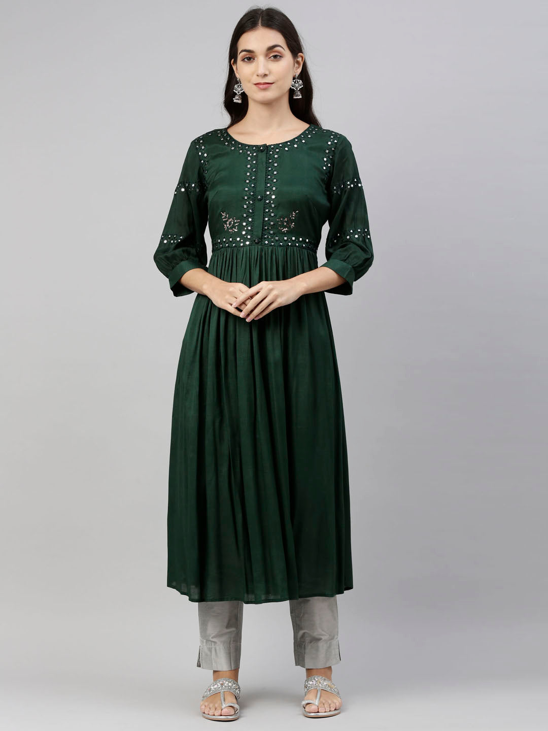 Neerus Green shantoon printed kurti tunic - front view