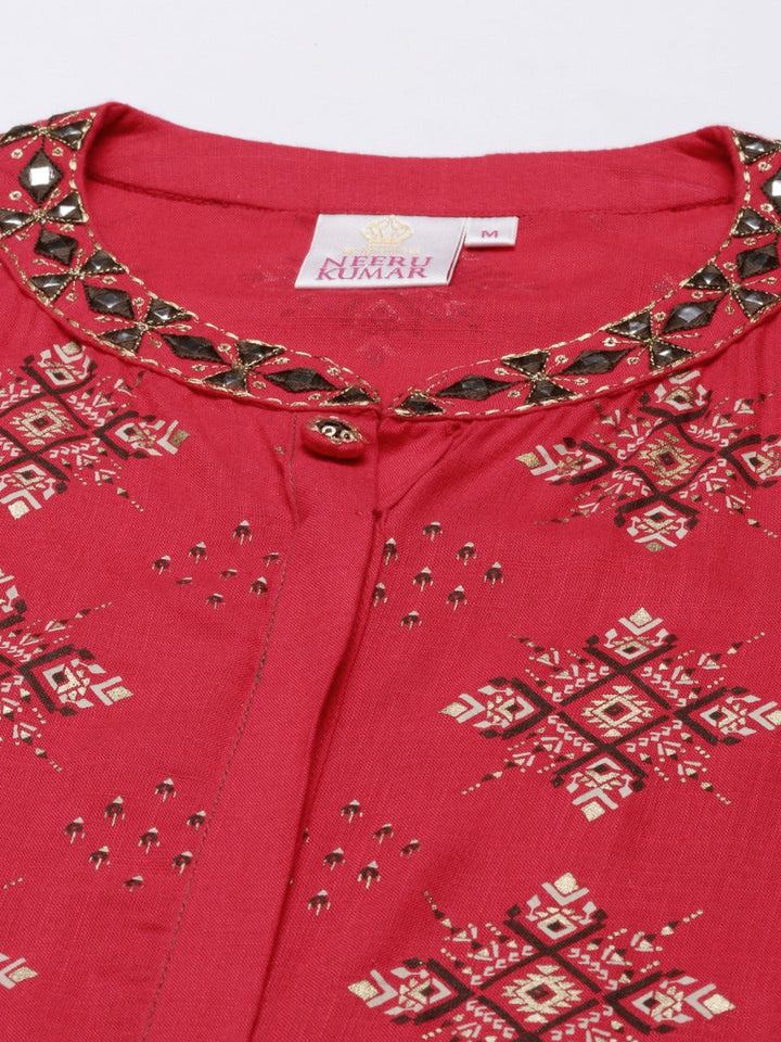 Neerus Pink viscose rayon solid kurti - side view