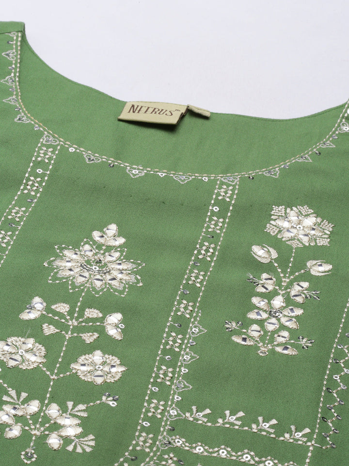 Neerus Green viscose rayon thread embroidered anarkali kurti - back view