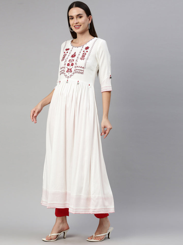 Neerus White viscose rayon embroidered anarkali kurti - side view