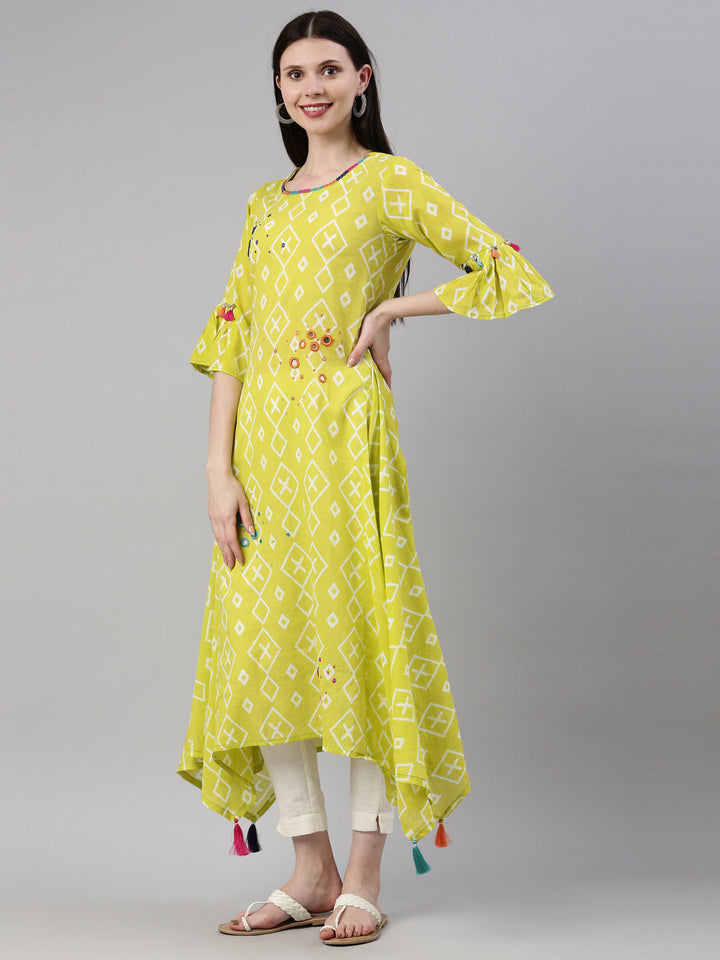 Neerus Yellow muslin printed kurti A-line - side view