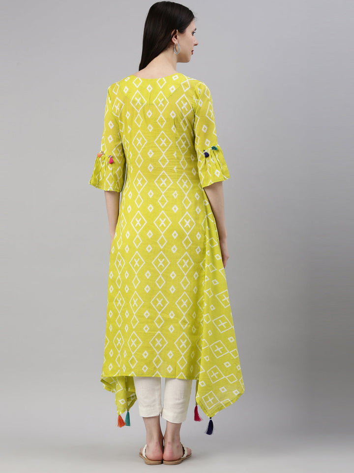 Neerus Yellow muslin printed kurti A-line - detail view 2