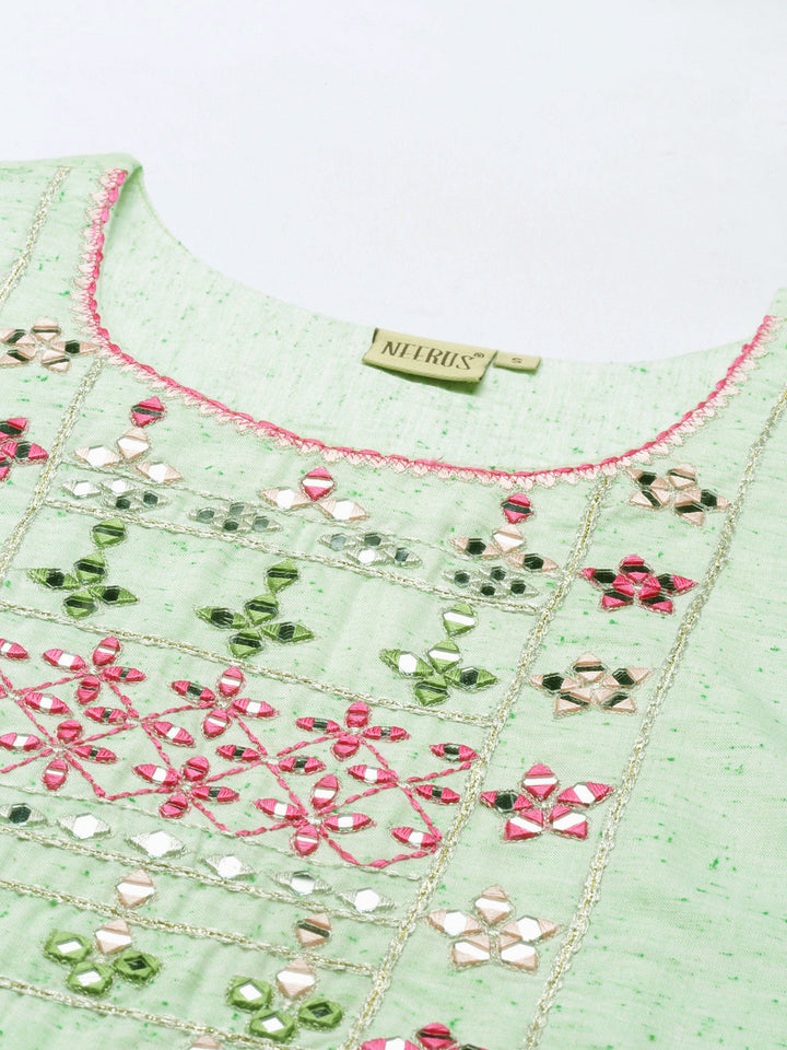 Neerus Green cotton woven kurti geometric yoke design - back view