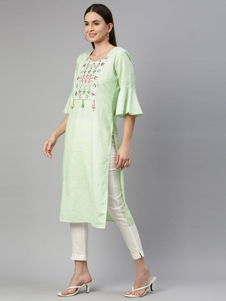 Neerus Green cotton woven kurti geometric yoke design - side view