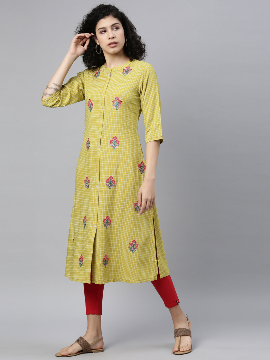 Neerus Green viscose rayon thread embroidered checked kurti - detail view 2