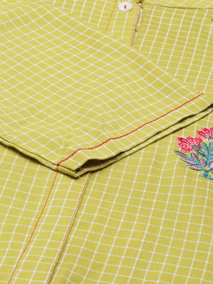 Neerus Green viscose rayon thread embroidered checked kurti - detail view 4
