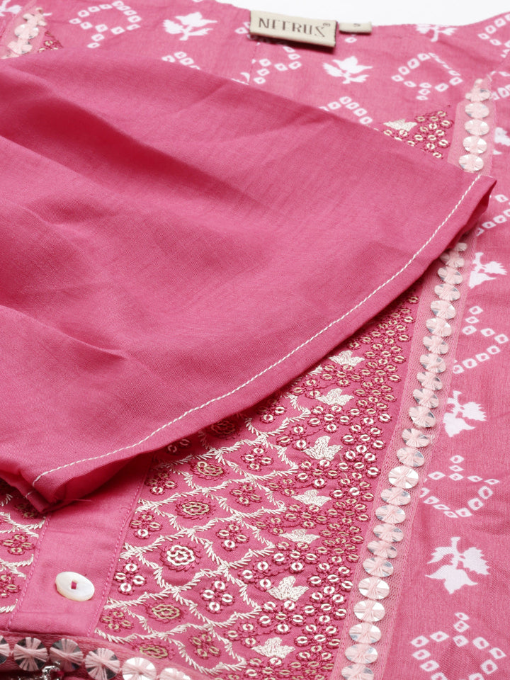 Neerus Pink muslin printed A-line kurti - detail view 3