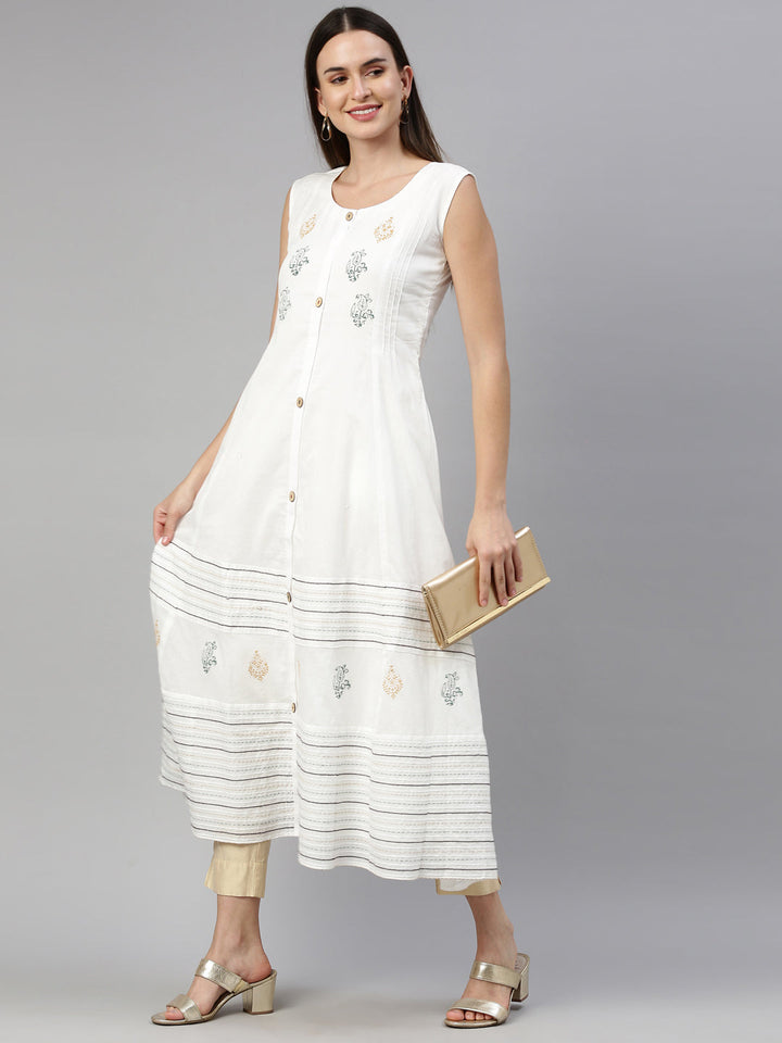 Neerus White muslin printed A-line kurti - detail view 3