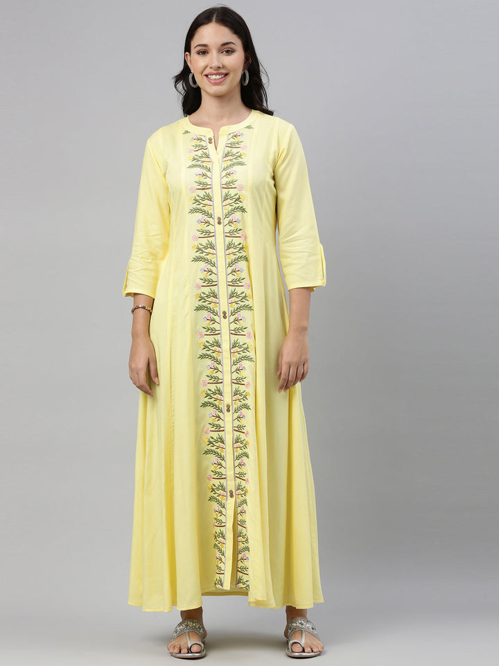 Neerus Yellow rayon printed kurti - detail view 3