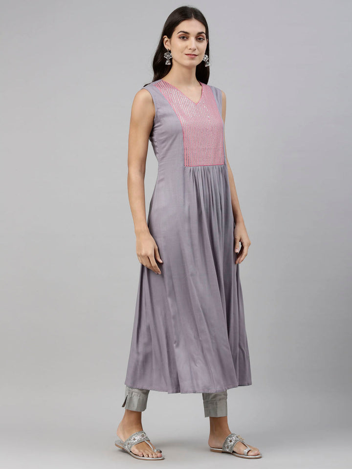Neerus Grey cotton solid kurti tunic - detail view 3