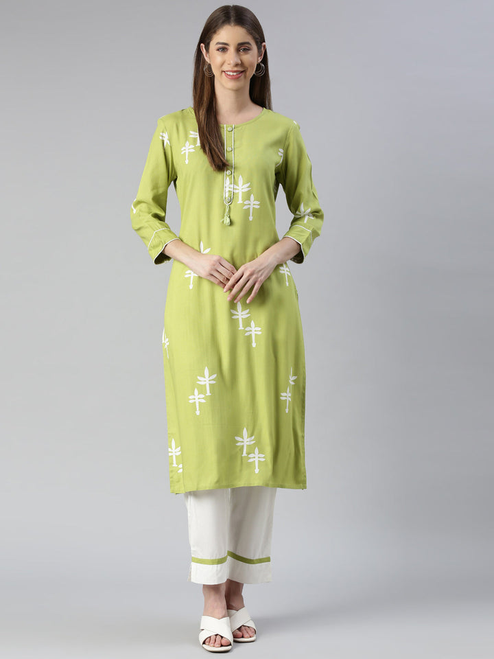 Neerus Green printed straight kurta set with trouser - detail view 2