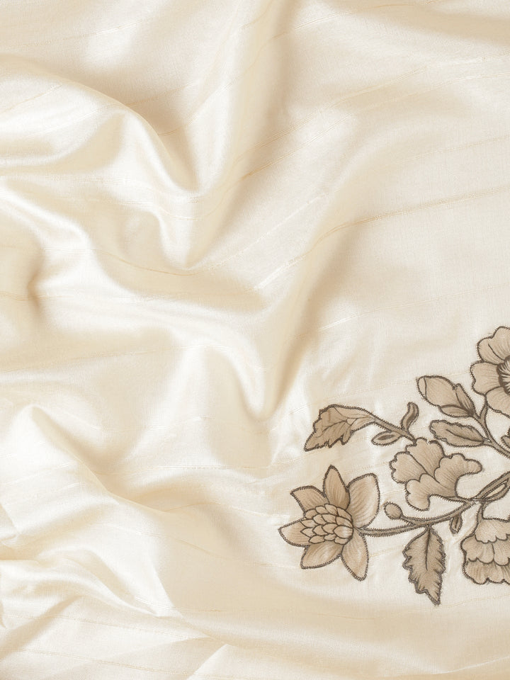 Neerus White raw silk printed saree with floral motif - detail view 4