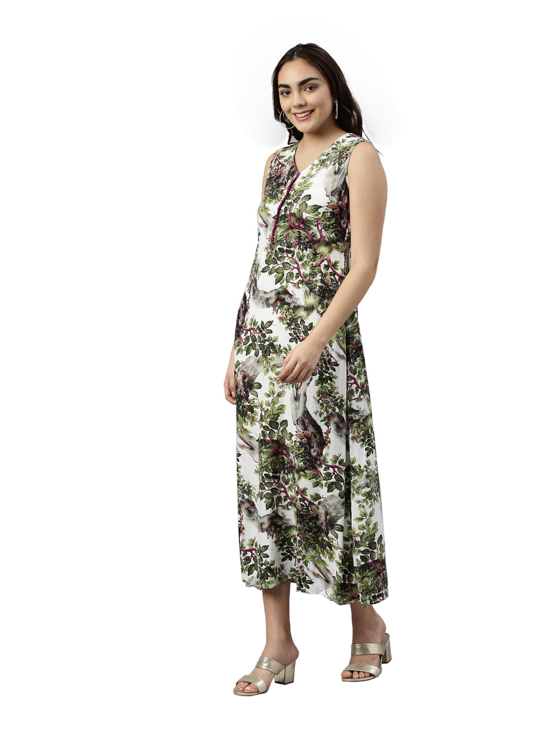 Neerus Green chiffon printed kurta - side view