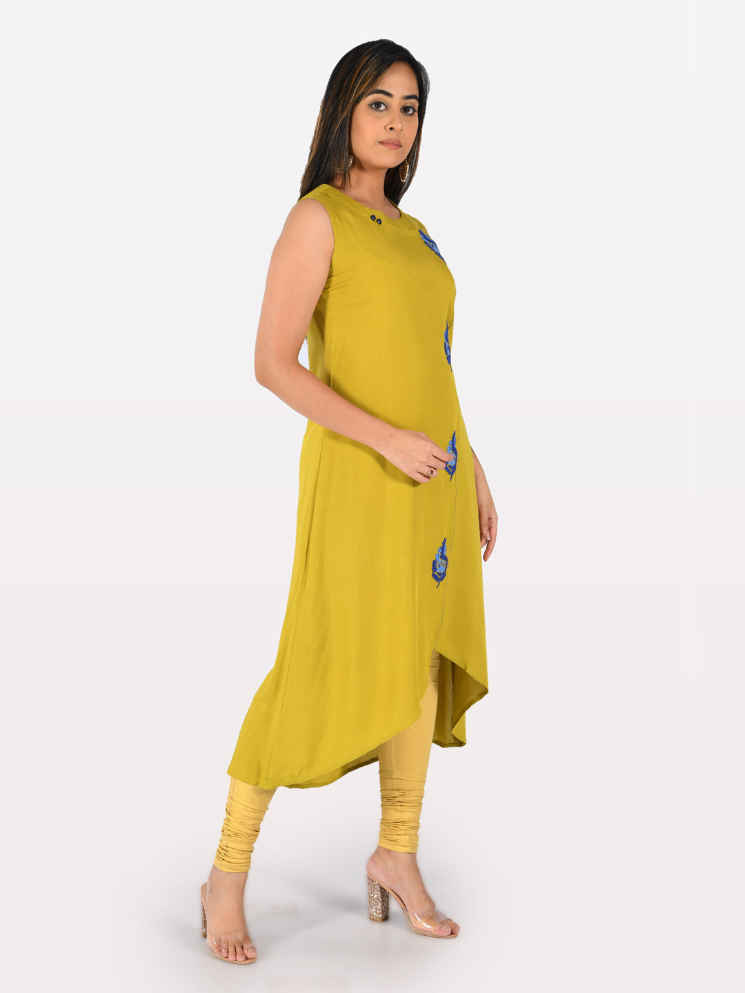 Neerus Green rayon embroidered high-low kurta - detail view 1