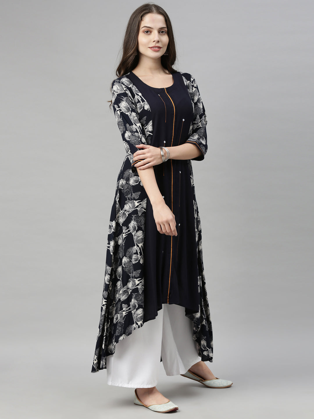 Neerus Blue printed high-low kurta - detail view 3