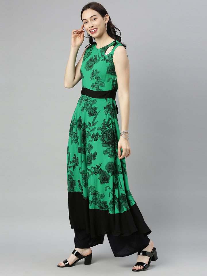 Neerus Green viscose rayon printed A-Line kurta - detail view 2