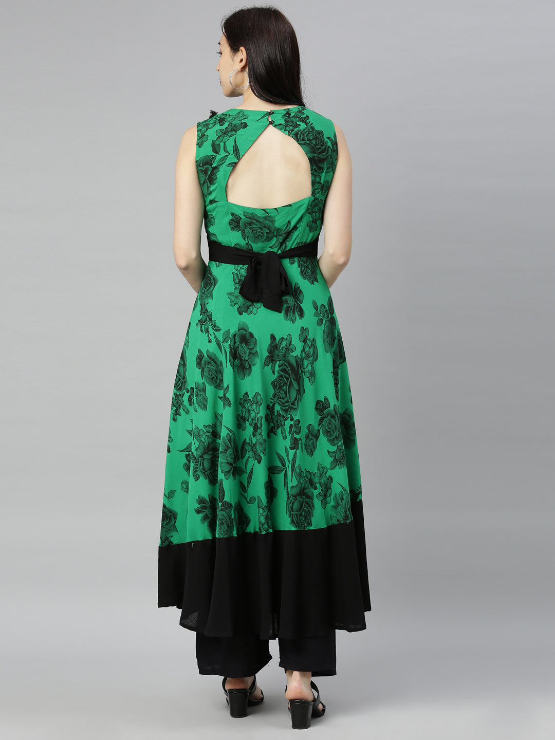 Neerus Green viscose rayon printed A-Line kurta - detail view 4