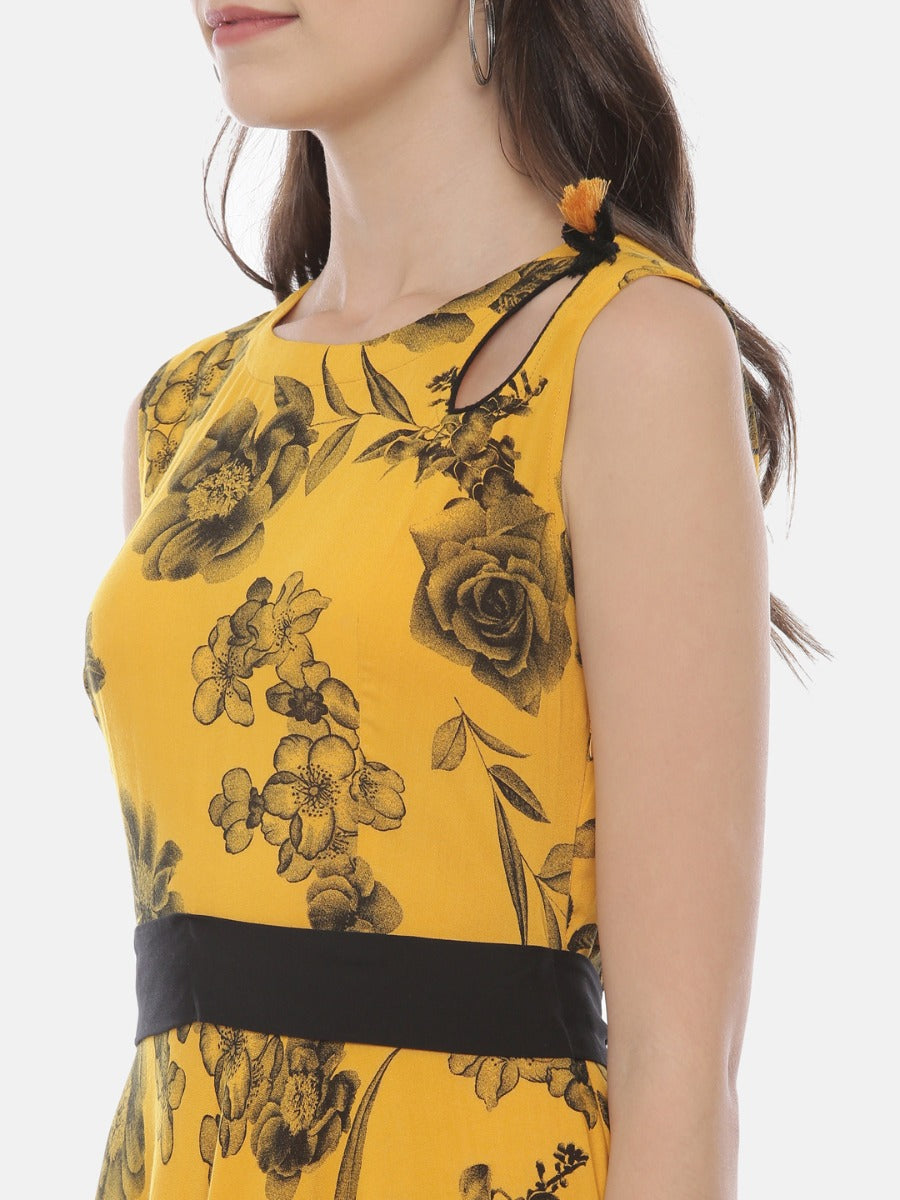 Neerus Yellow viscose rayon printed anarkali kurta - back view